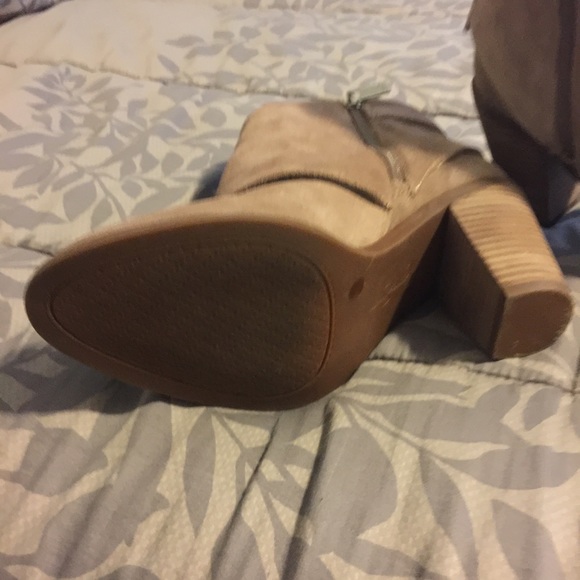 Jessica Simpson Ankle Boots - Picture 4 of 4